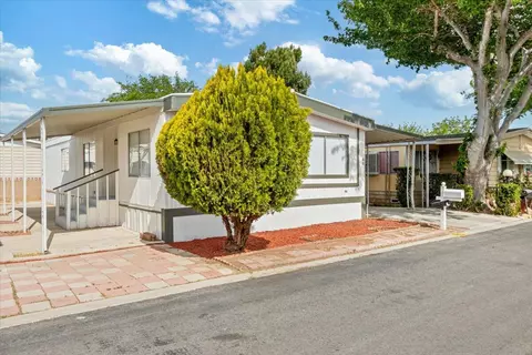43850 20th St E # 60, Lancaster, CA 93535 photo 3