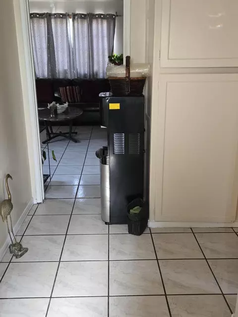 Entry Way - 44365 Stanridge Ave, Lancaster, CA 93535 photo 1 of 2