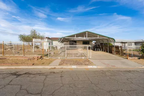 15356 Carol St, Mojave, CA 93501