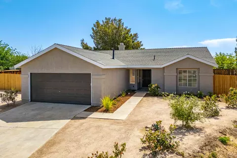 1148 Arlington Ct, Rosamond, CA 93560