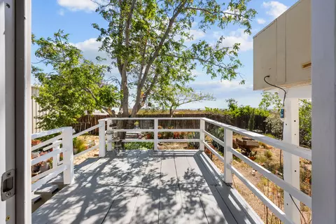 16818 Koch St, Mojave, CA 93501 photo 14