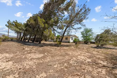 16818 Koch St, Mojave, CA 93501 photo 28