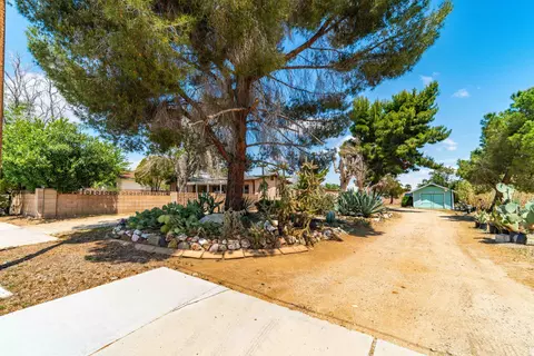 4523 Ave N, Lancaster, CA 93536