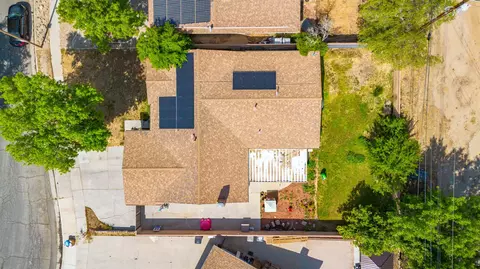 View/Area - 835 Oldfield St E, Lancaster, CA 93535 photo 2 of 3