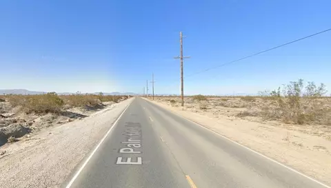 14001 Palmdale Blvd E, Palmdale, CA 93591 photo 3