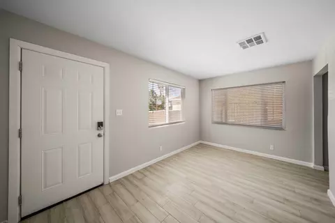 Living - 3439 Arthur Ave, Mojave, CA 93501 photo 1 of 1