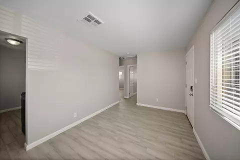 Entry Way - 3439 Arthur Ave, Mojave, CA 93501 photo 1 of 1