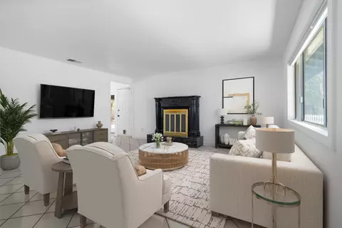 Living - 40586 166th St E, Lancaster, CA 93535 photo 1 of 3