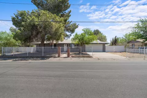 Exterior - 40586 166th St E, Lancaster, CA 93535 photo 2 of 7