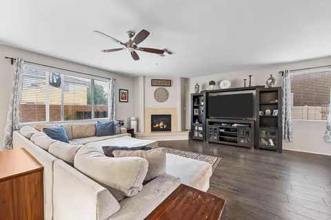 Living - 43834 46th St W, Lancaster, CA 93536 photo 1 of 2