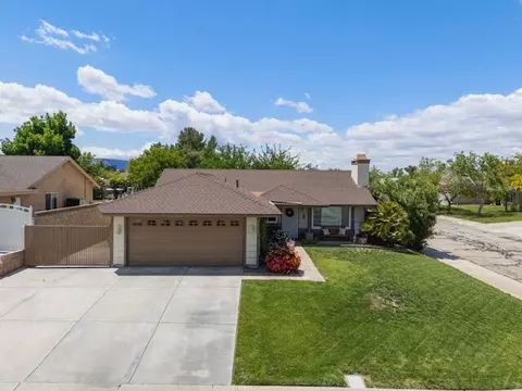 42641 28th St W, Lancaster, CA 93536