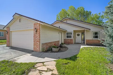 30140 Brassie Ct, Tehachapi, CA 93561 photo 3