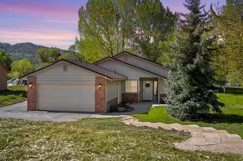 30140 Brassie Ct, Tehachapi, CA 93561 photo 2