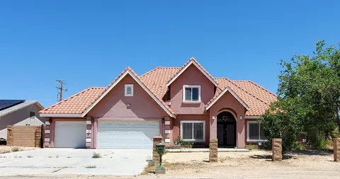 10431 Loop Blvd N, California City, CA 93505