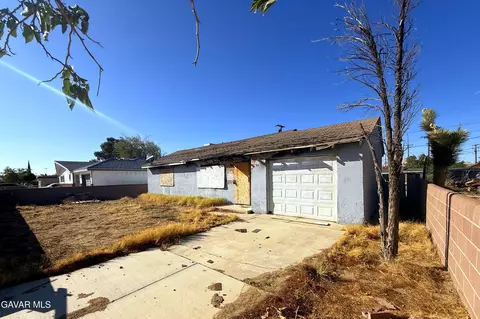 1918 Barstow Rd, Mojave, CA 93501