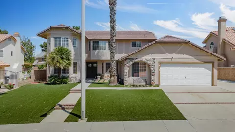41544 Sandalwood Pl, Quartz Hill, CA 93536