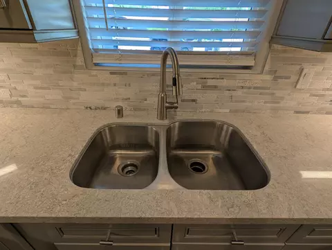 Kitchen - 607 Pondera St E, Lancaster, CA 93535 photo 5 of 5