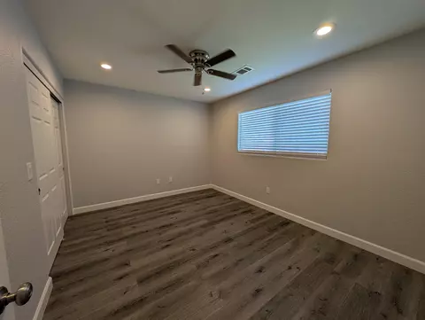 Bedroom - 607 Pondera St E, Lancaster, CA 93535 photo 3 of 4