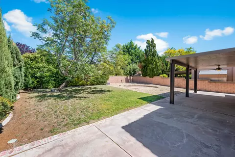 Exterior - 44202 Soft Ave, Lancaster, CA 93536 photo 6 of 11