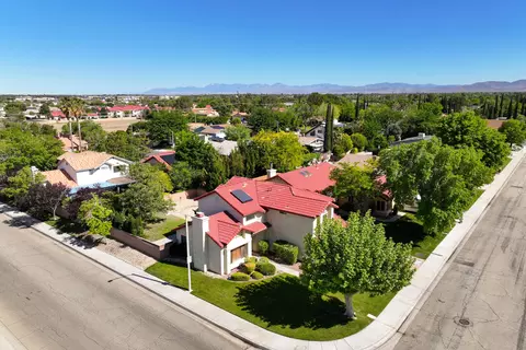 View/Area - 44202 Soft Ave, Lancaster, CA 93536 photo 3 of 6
