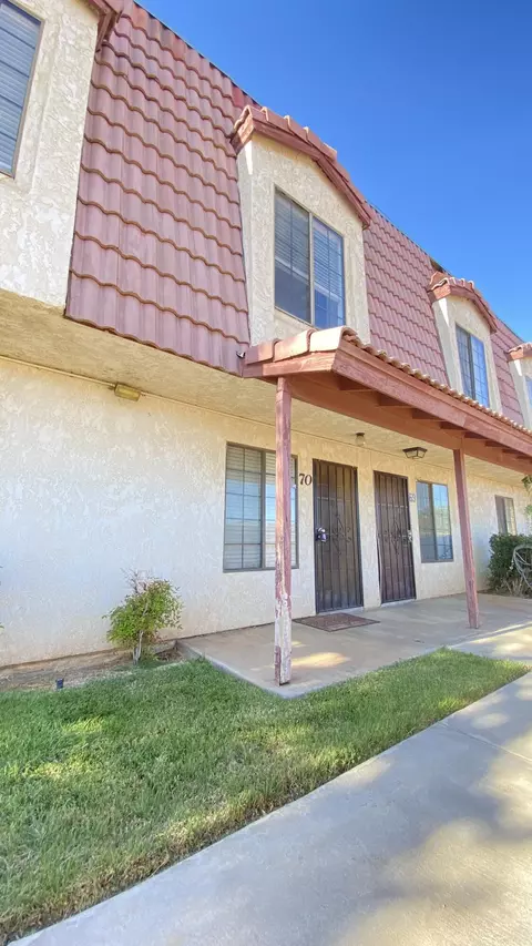 2260 Avenue Q4 E UNIT 70, Palmdale, CA 93550