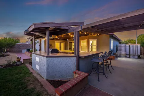 Exterior - 36921 45th St E, Palmdale, CA 93552 photo 9 of 12