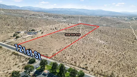 1 121 St Pav Vic Avenue W St E, Pearblossom, CA 93553