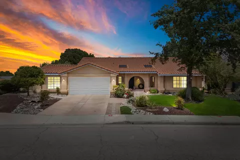 5545 Pine Ave, Palmdale, CA 93551