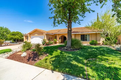 5545 Pine Ave, Palmdale, CA 93551 photo 4