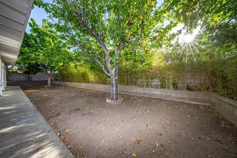 45345 Pickford Ave, Lancaster, CA 93534 photo 40
