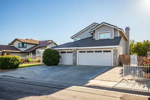 45345 Pickford Ave, Lancaster, CA 93534 photo 4