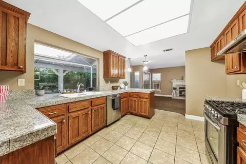 45345 Pickford Ave, Lancaster, CA 93534 photo 15