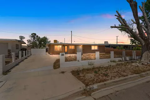 2161 Oak St, Rosamond, CA 93560