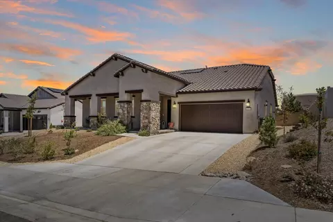 1344 Bodega Dr, Tehachapi, CA 93561