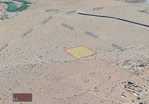 Bob's Gap Rd, Llano, CA 93544