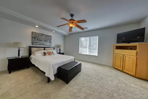 Bedroom - 29571 Jamaica Dunes Dr, Tehachapi, CA 93561 photo 3 of 3