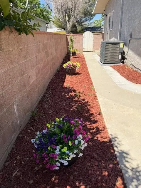 Exterior - 44432 Lowtree Ave, Lancaster, CA 93534 photo 12 of 13