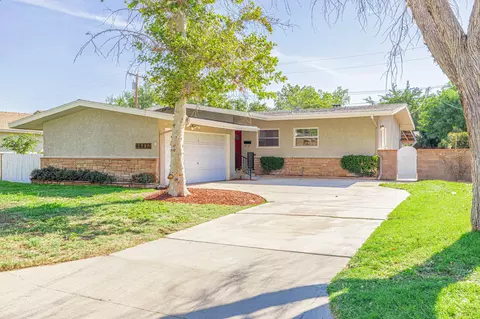 Exterior - 44432 Lowtree Ave, Lancaster, CA 93534 photo 2 of 13