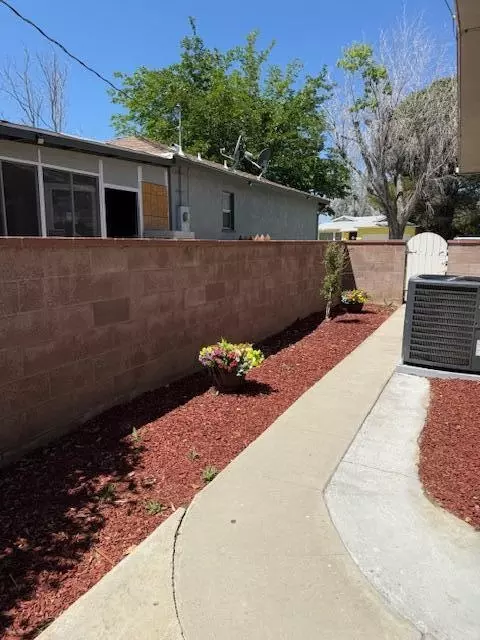 Exterior - 44432 Lowtree Ave, Lancaster, CA 93534 photo 13 of 13
