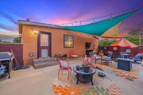 Exterior - 43156 41st St W, Lancaster, CA 93536 photo 15 of 18