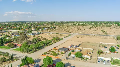 View/Area - 43156 41st St W, Lancaster, CA 93536 photo 9 of 12