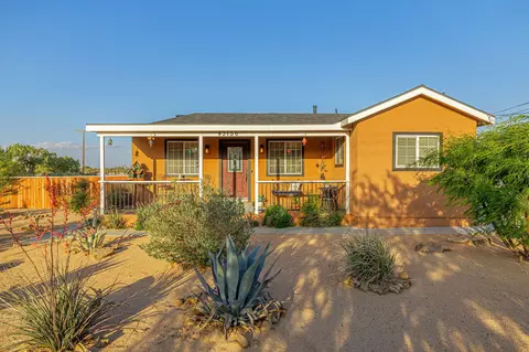 Exterior - 43156 41st St W, Lancaster, CA 93536 photo 7 of 18
