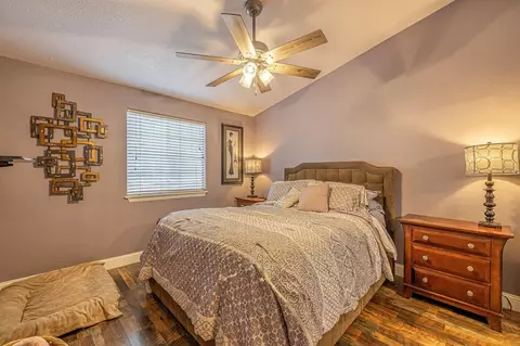 Bedroom - 43156 41st St W, Lancaster, CA 93536 photo 1 of 2