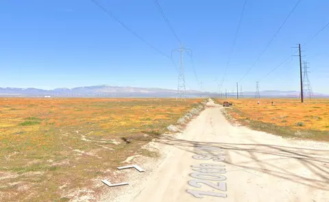 cor 120xx stw vic c14 avenue w #C14, Lancaster, CA 93536