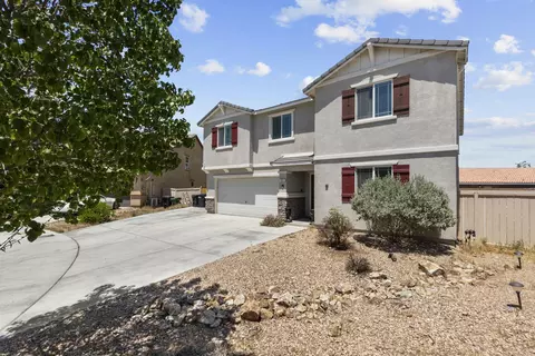 1021 Cambridge Ct, Lancaster, CA 93535