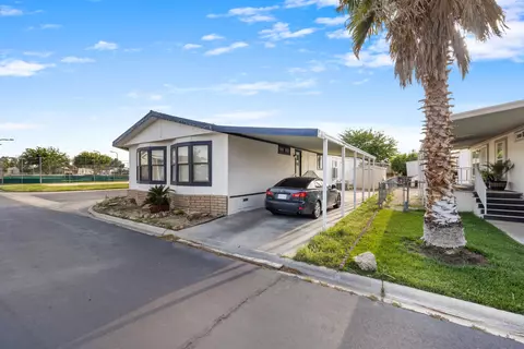 2121 I Ave E #47, Lancaster, CA 93535 photo 4