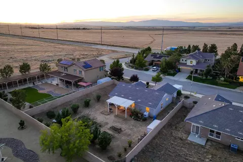 View/Area - 7150 Lyric Ave, Lancaster, CA 93536 photo 7 of 17