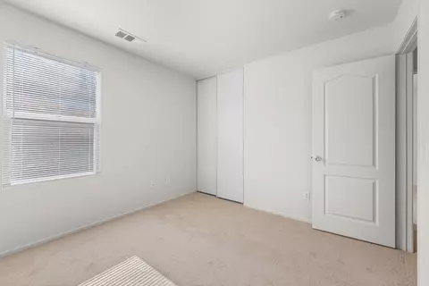 Bedroom - 7150 Lyric Ave, Lancaster, CA 93536 photo 4 of 8