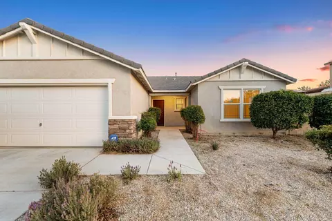 Exterior - 7150 Lyric Ave, Lancaster, CA 93536 photo 13 of 20