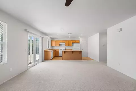 Living - 7150 Lyric Ave, Lancaster, CA 93536 photo 5 of 7